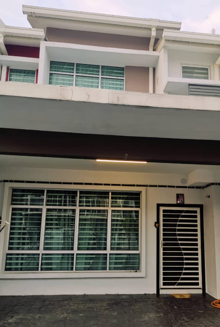 2 STOREY LINK HOUSE HILLPARK PUNCAK ALAM - photo 2