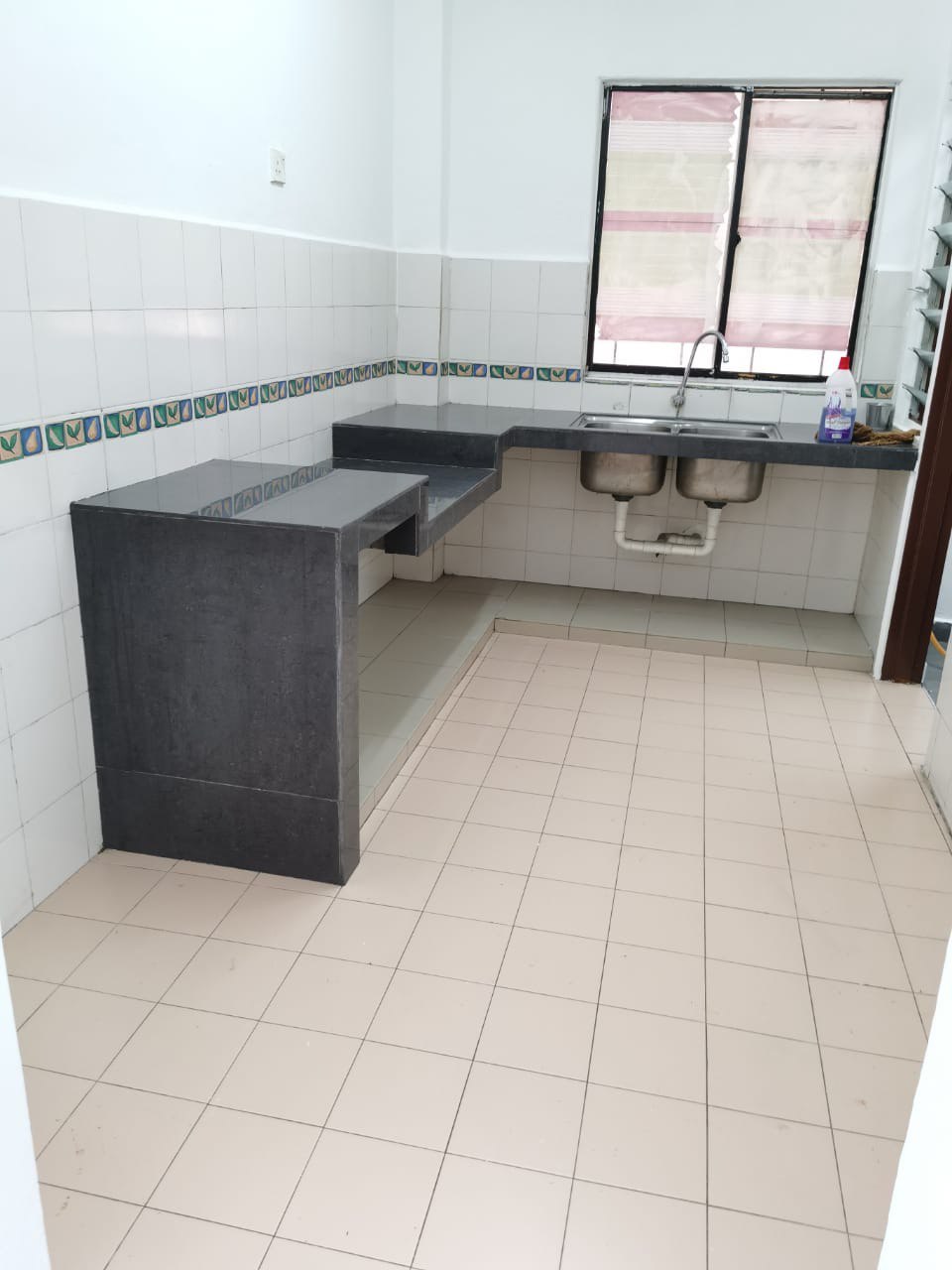 CARMILA APARTMENT KOTA DAMANSARA - photo 5