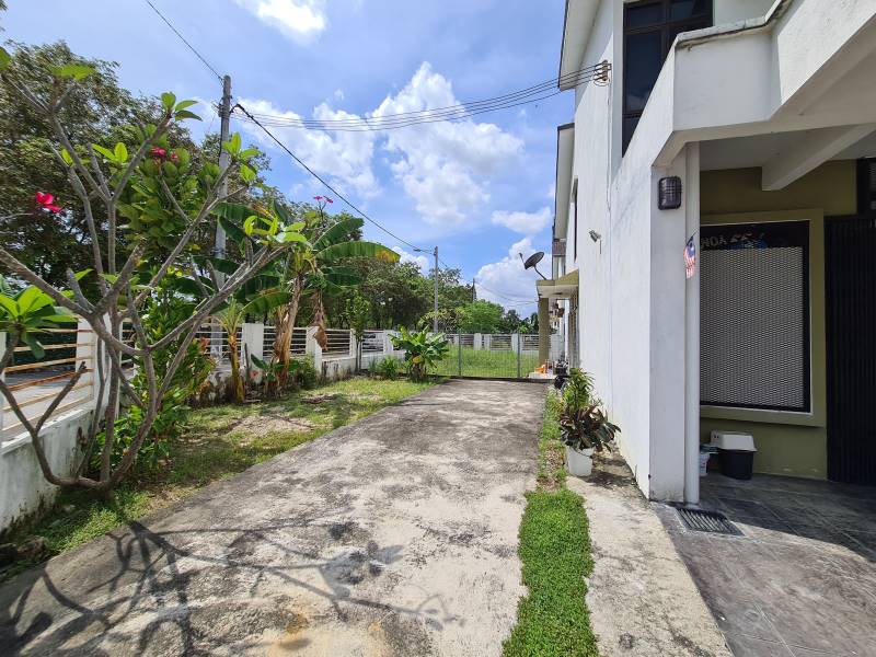 Townhouse Pearl Villa, Bandar Saujana Putra - photo 2