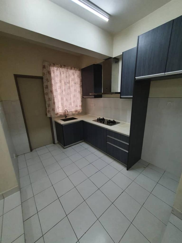 Radius Residence Sel ...