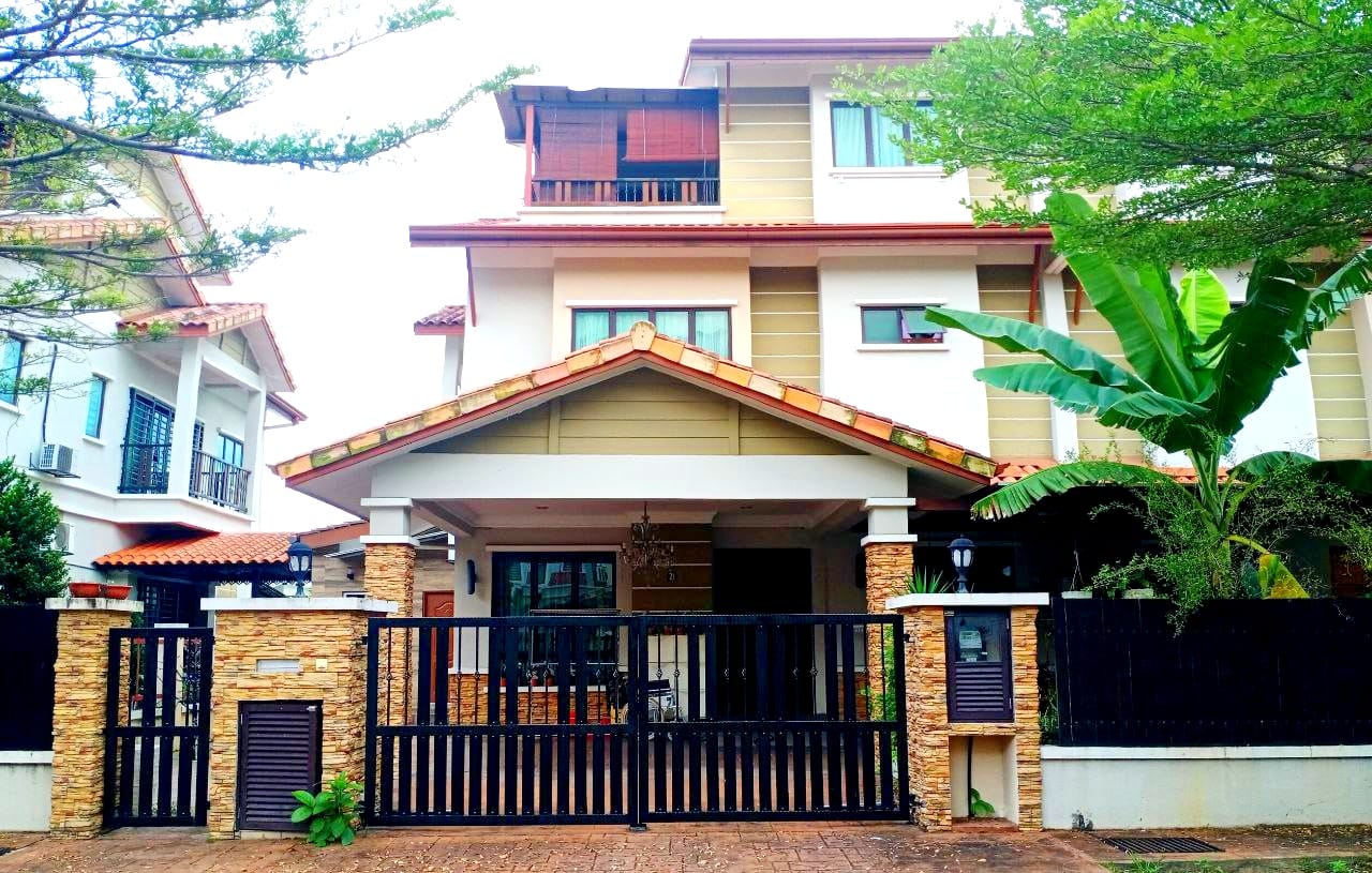 Semi D Mutiara Villa ...