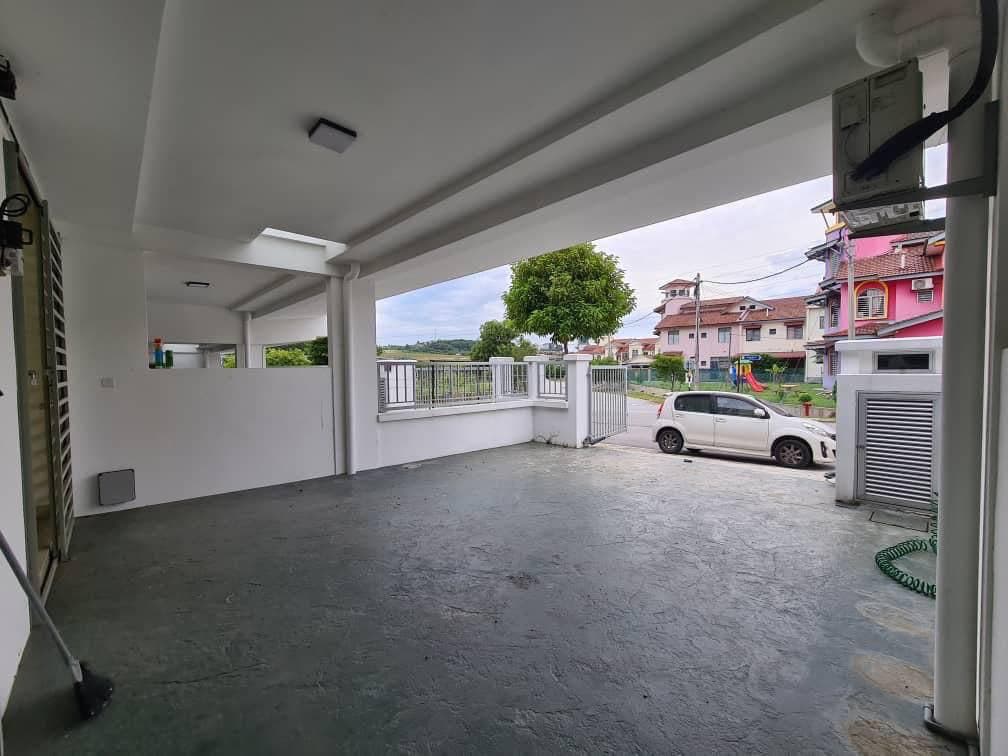 DOUBLE STOREY LINK HOUSE Salak Tinggi Selangor - photo 2