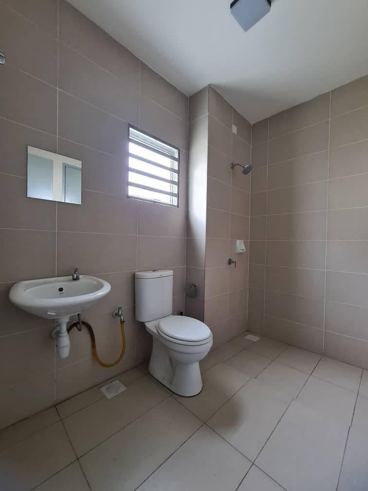 DOUBLE STOREY LINK HOUSE Salak Tinggi Selangor - photo 8