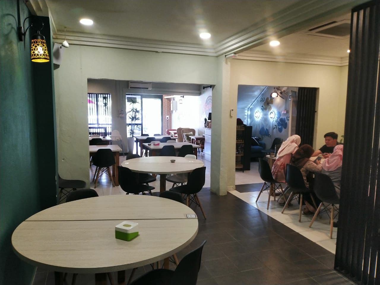DOUBLE STOREY CAFE Kota Bharu Kelantan - photo 2