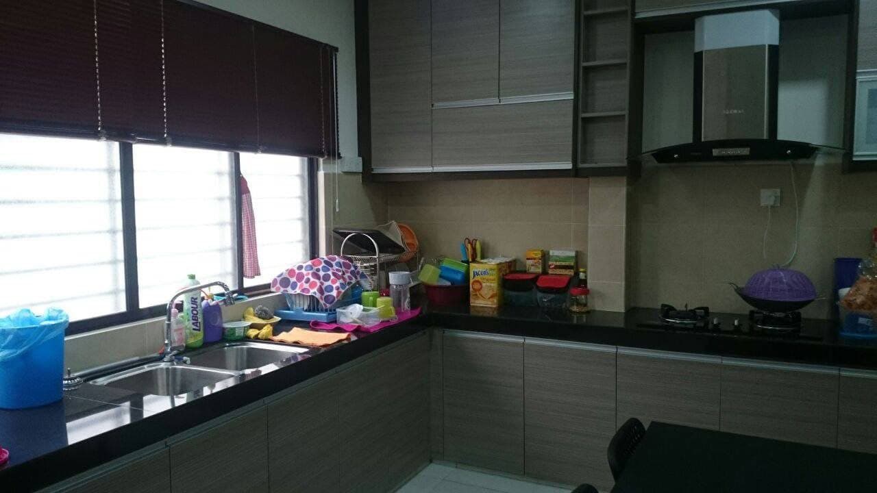 Inter 2 Storey Terrace Bandar Sierra 16 Puchong - photo 8