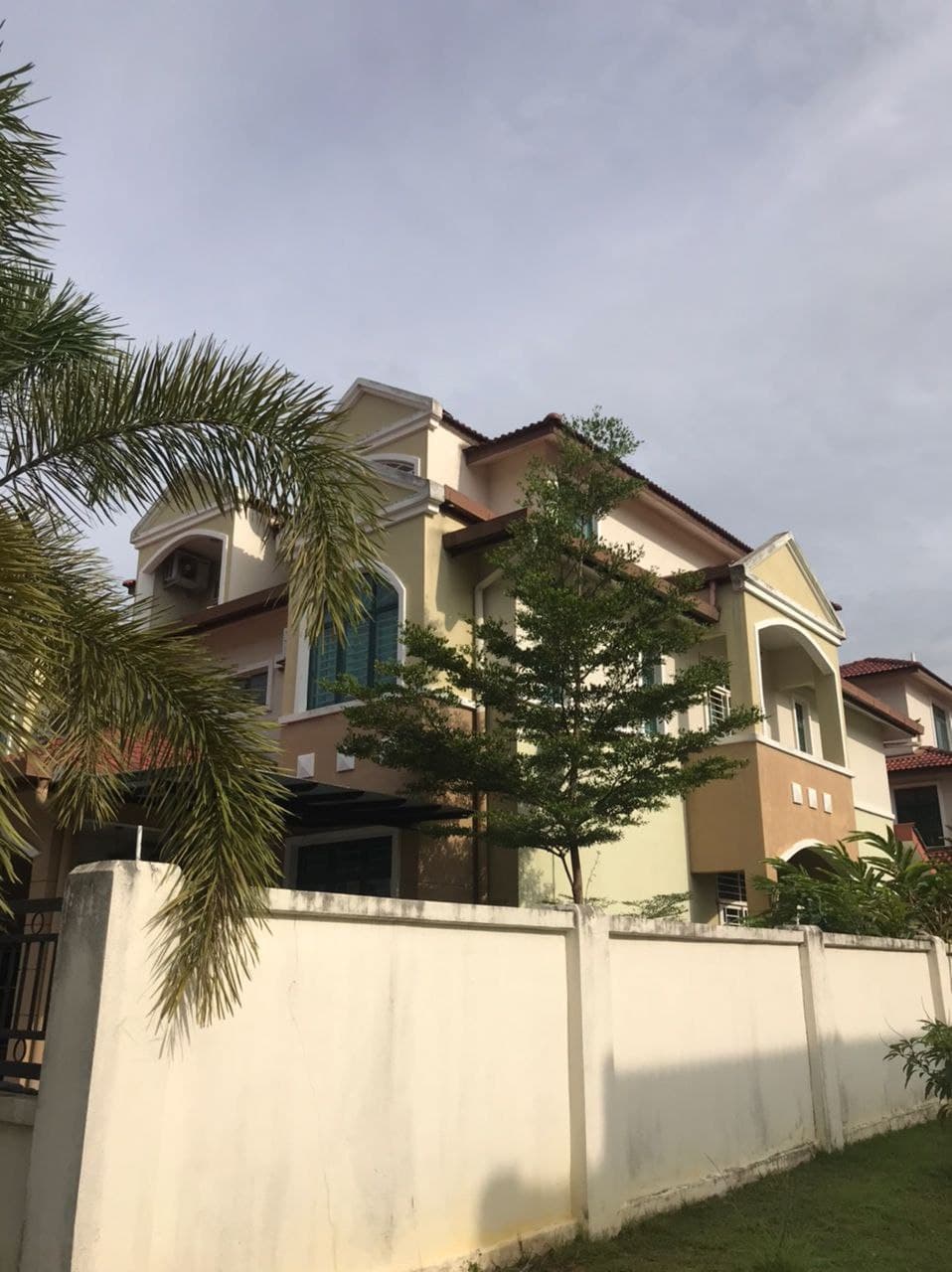 Corner Storey Terrace Kota Warisan Sepang - photo 6