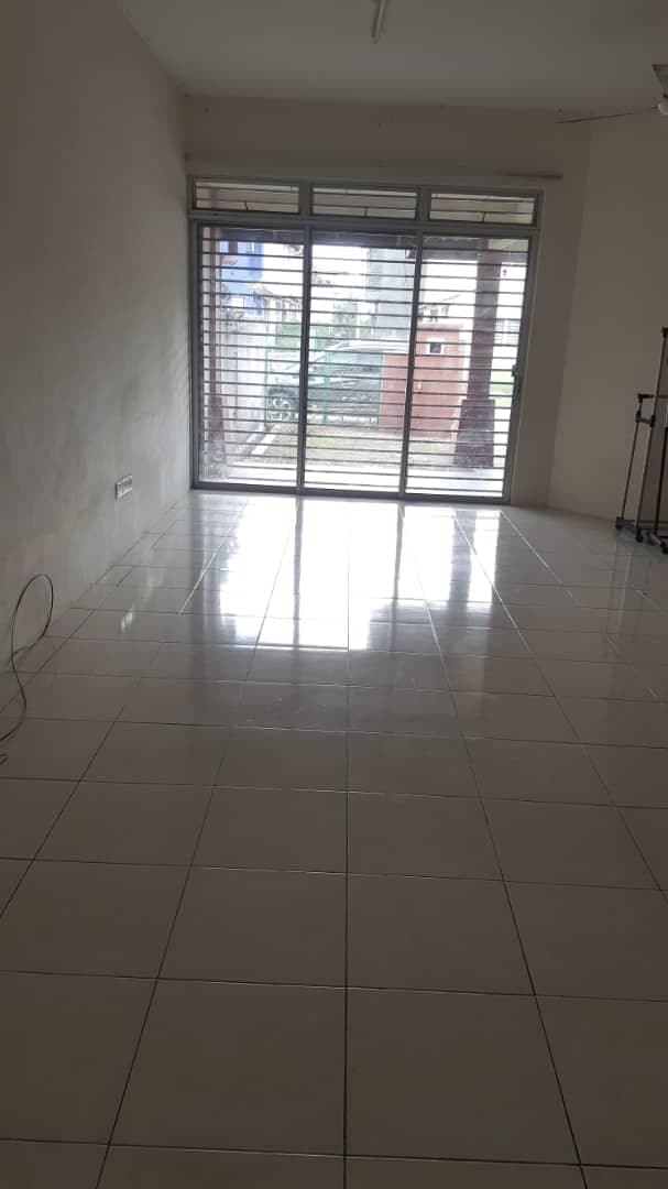 Double Storey, Bdr Baru Salak Tinggi Sepang - photo 5