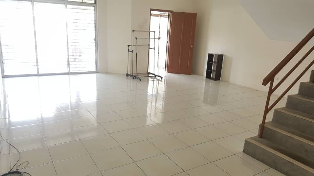 Double Storey, Bdr Baru Salak Tinggi Sepang - photo 6