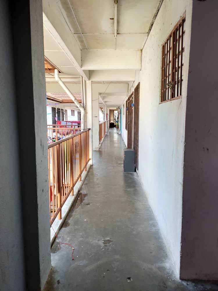 PANGSAPURI ENGGANG BANDAR KINRARA BK6 - photo 10