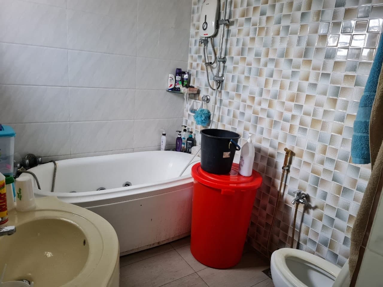 END LOT 3 STOREY TERRACE TAMAN SRI GOMBAK, GOMBAK - photo 11