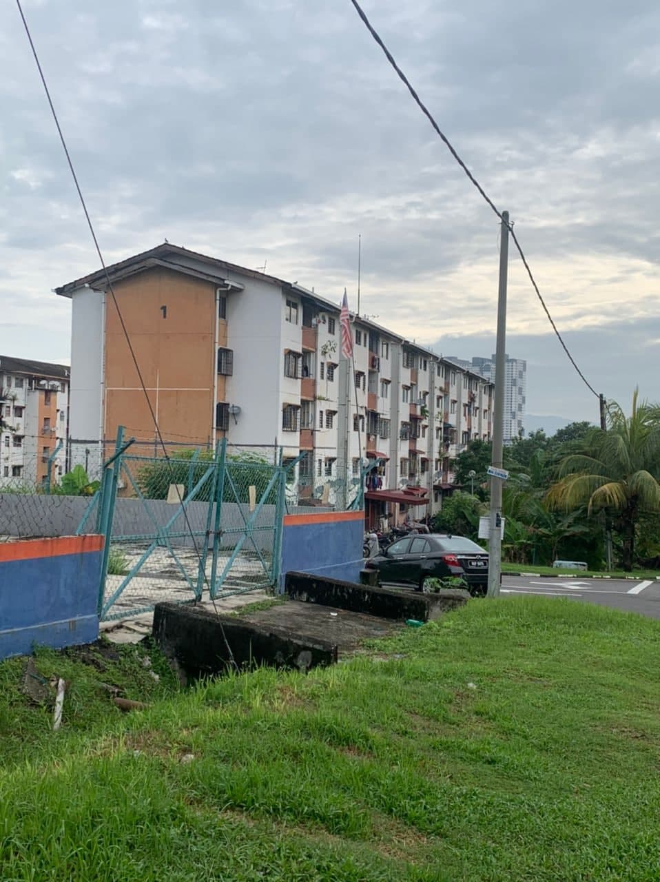 HOUSE FOR SALE APARTMENT SEKSYEN 2 BDR BARU BANGI - photo 4