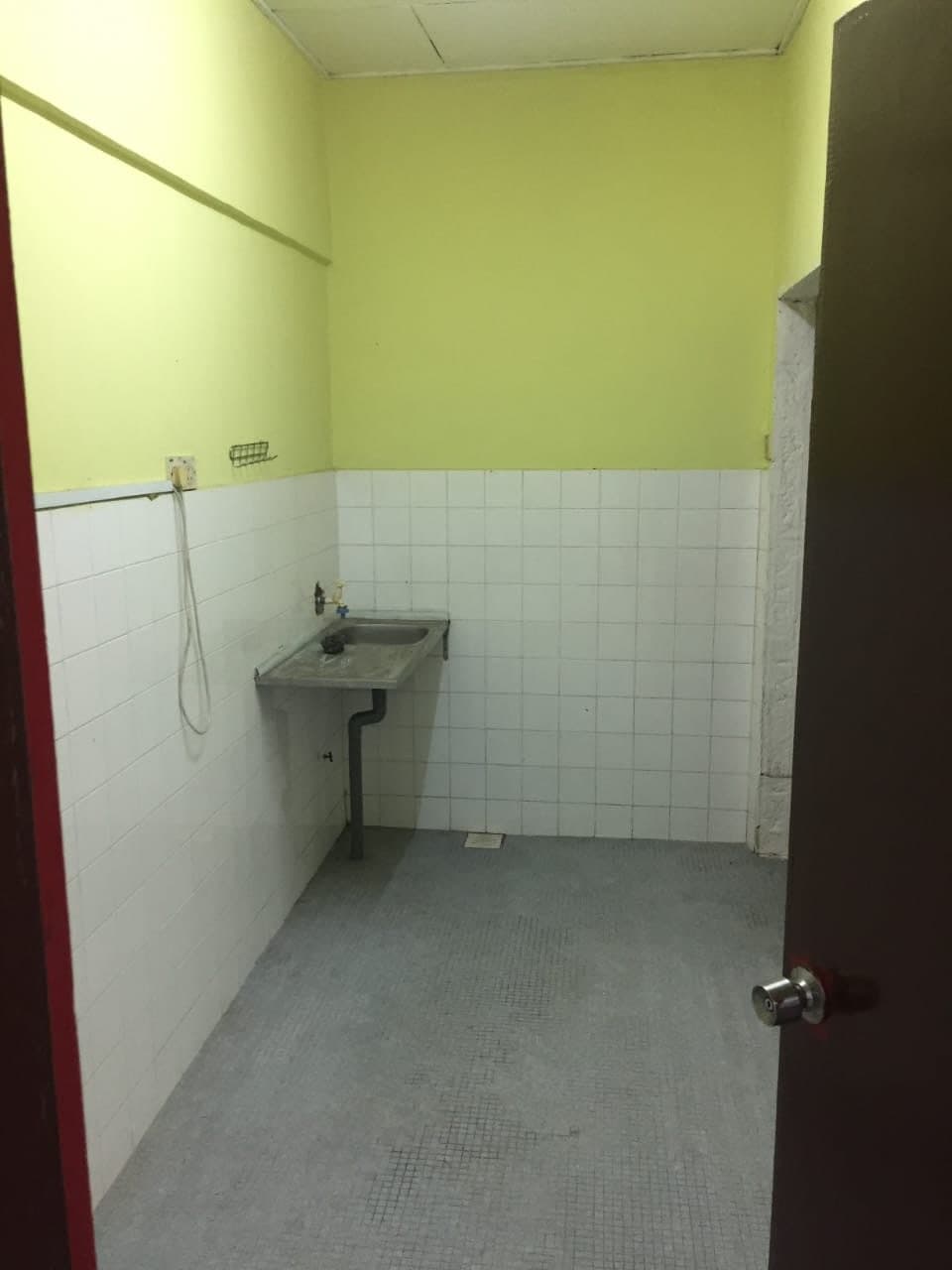 HOUSE FOR SALE  RUMAH KAJANG BDR TEKNOLOGI KAJANG - photo 6