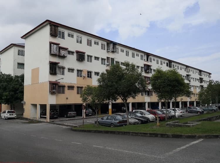 HOUSE FOR SALE APARTMENT NURI BANDAR BUKIT MAHKOTA