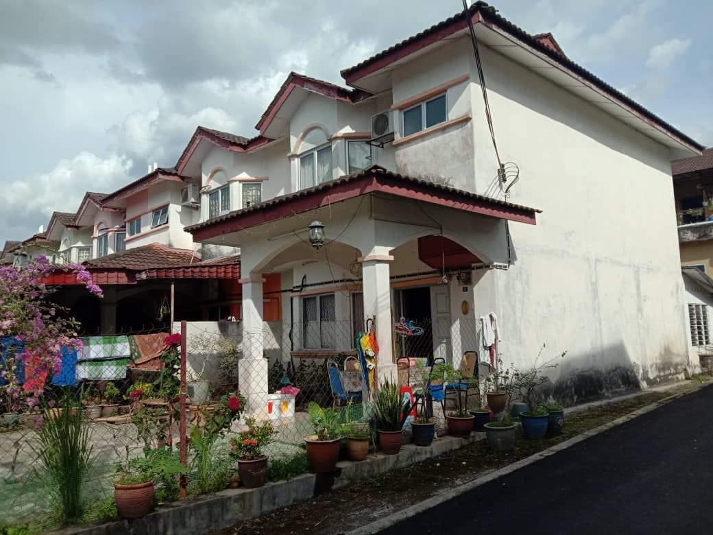 END LOT Double Storey Terrace Sg Sekamat Kajang - photo 2