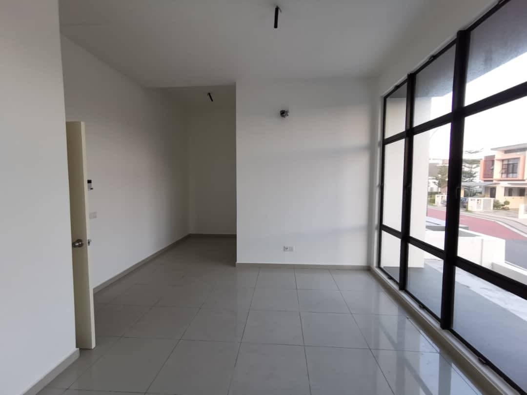 Grandlis, Horizon Residences, Setia Ecohill - photo 3