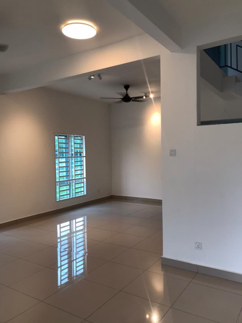 Corner Lot Double Storey Terrace Bandar Rinching - photo 4