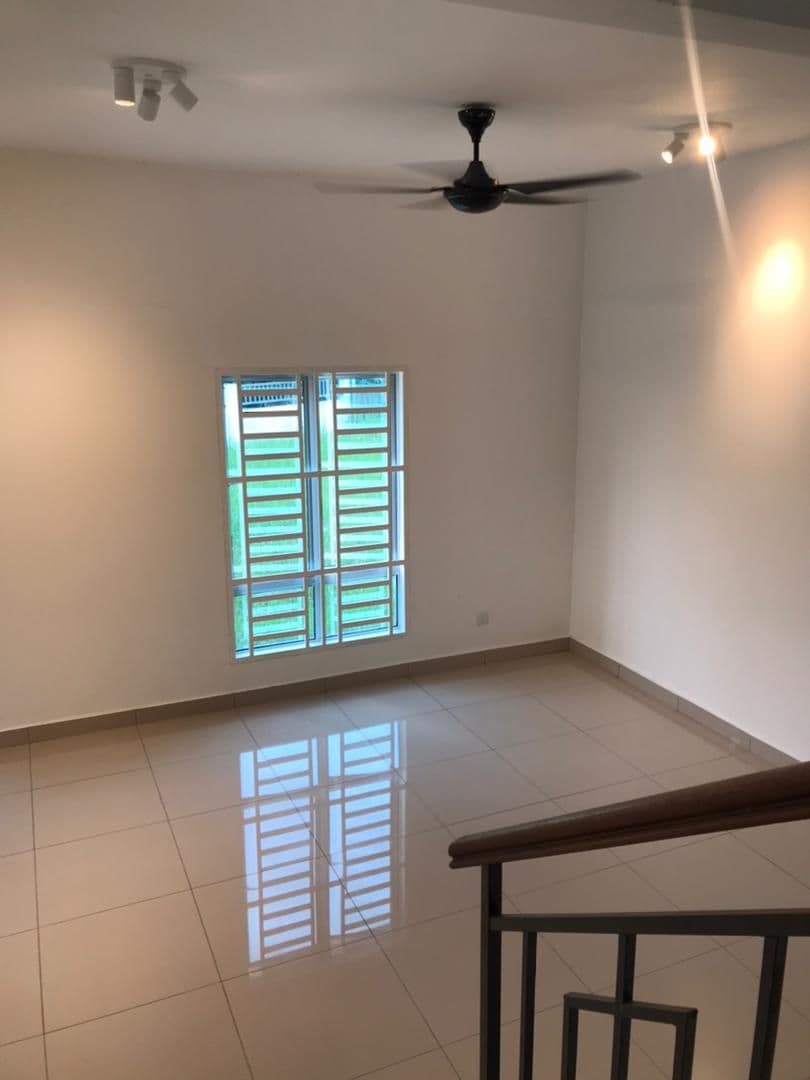 Corner Lot Double Storey Terrace Bandar Rinching - photo 12