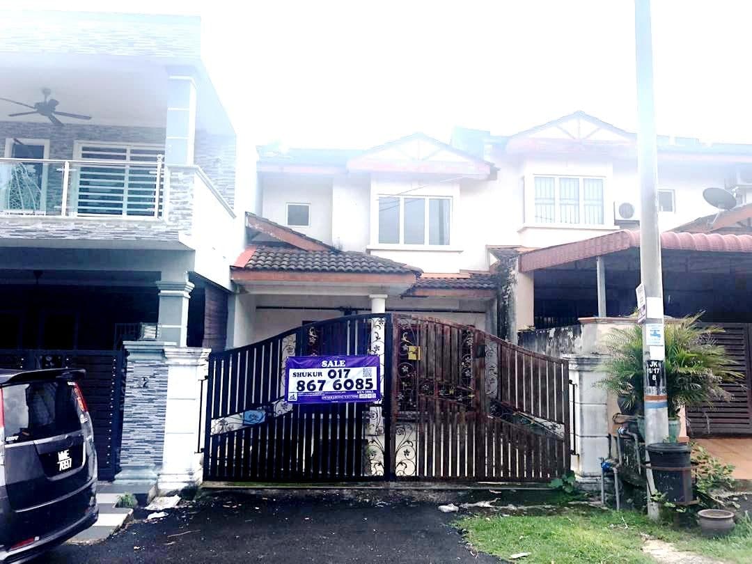 Double Storey Terrace Fasa 7 Bandar Tasik Kesuma