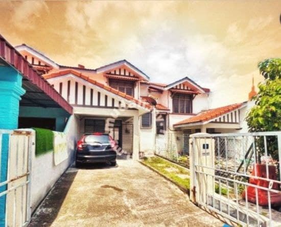 Below MV Double Storey Salak Perdana FOR SALE