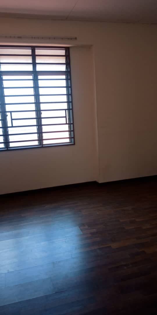 Below MV Double Storey Salak Perdana FOR SALE - photo 9