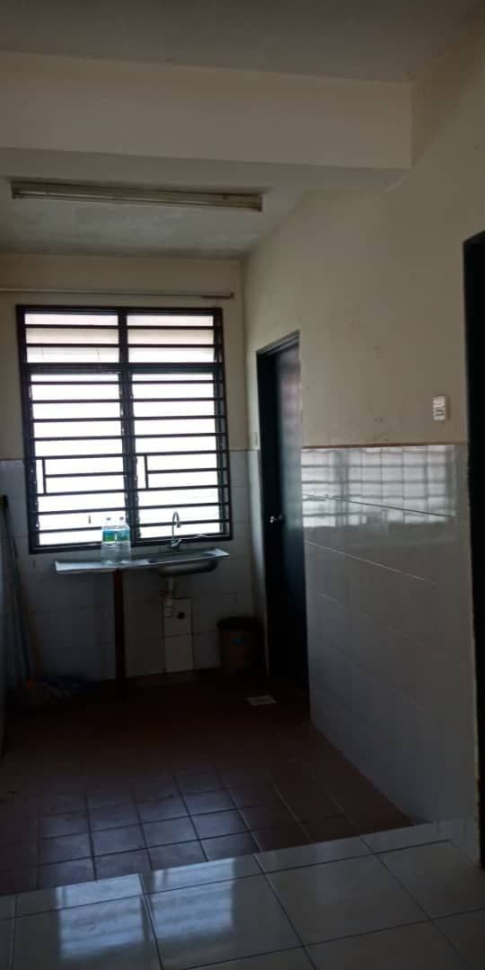 Below MV Double Storey Salak Perdana FOR SALE - photo 10
