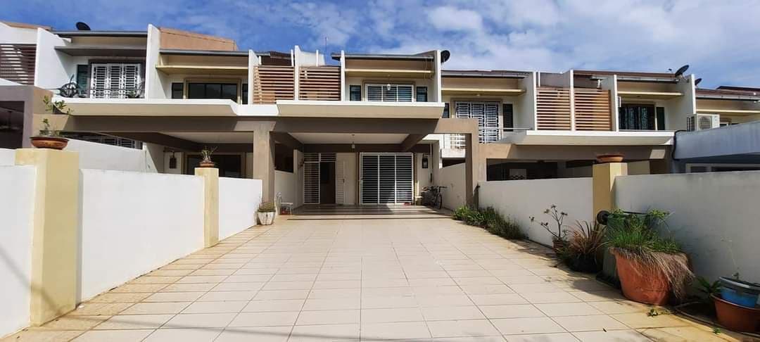 Freehold Double Storey Taman Nusa Intan Seremban