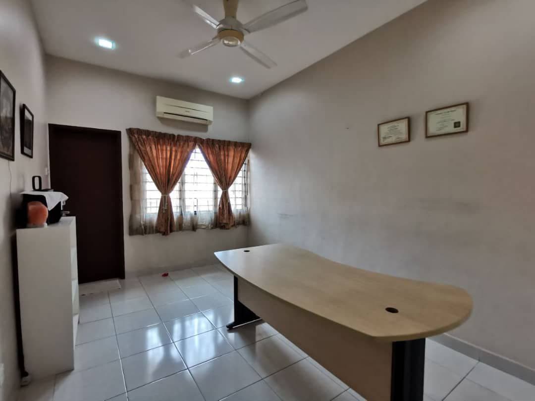 Fully Furnished Double Storey Taman Sentosa Villa - photo 7