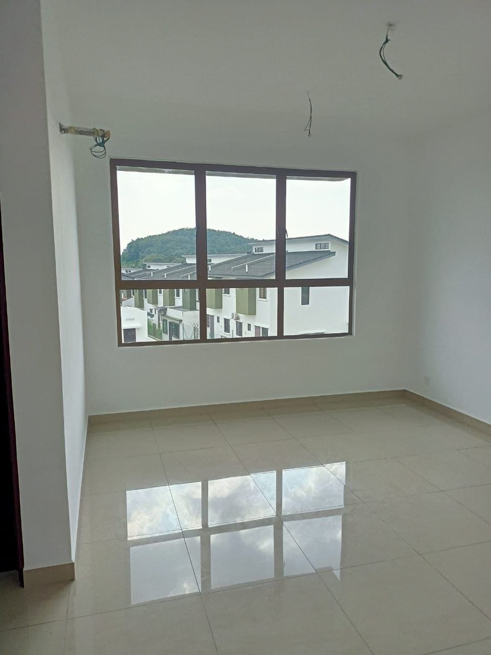 Double Storey Terrace House Taman Saujana Sekata - photo 7