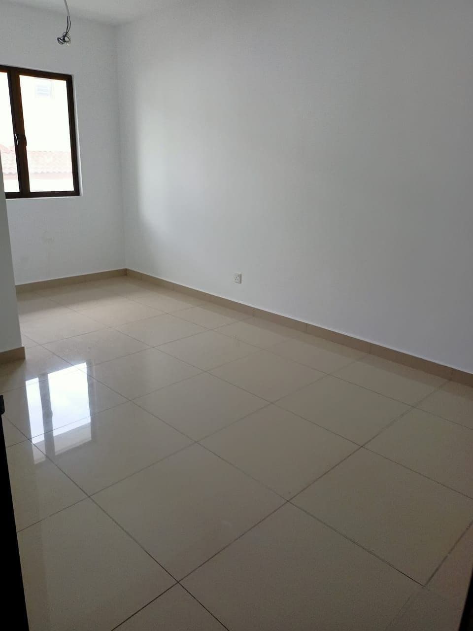Double Storey Terrace House Taman Saujana Sekata - photo 10