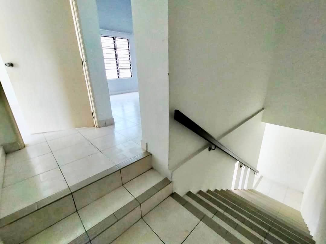 2 Storey End Lot Taman Puncak Saujana Kajang - photo 9