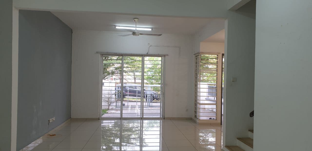 Double Storey Terrace TTDI Grove Ellenia Kajang - photo 2