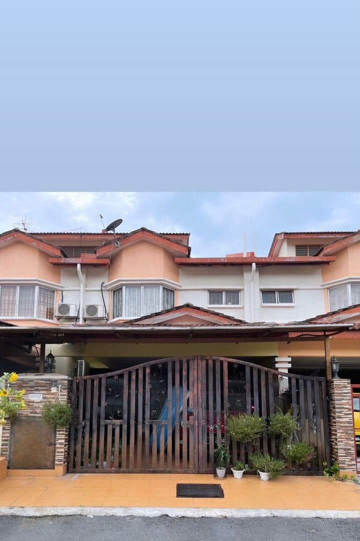 Renovated 2 Storey Seksyen 8 Bandar Baru Bangi