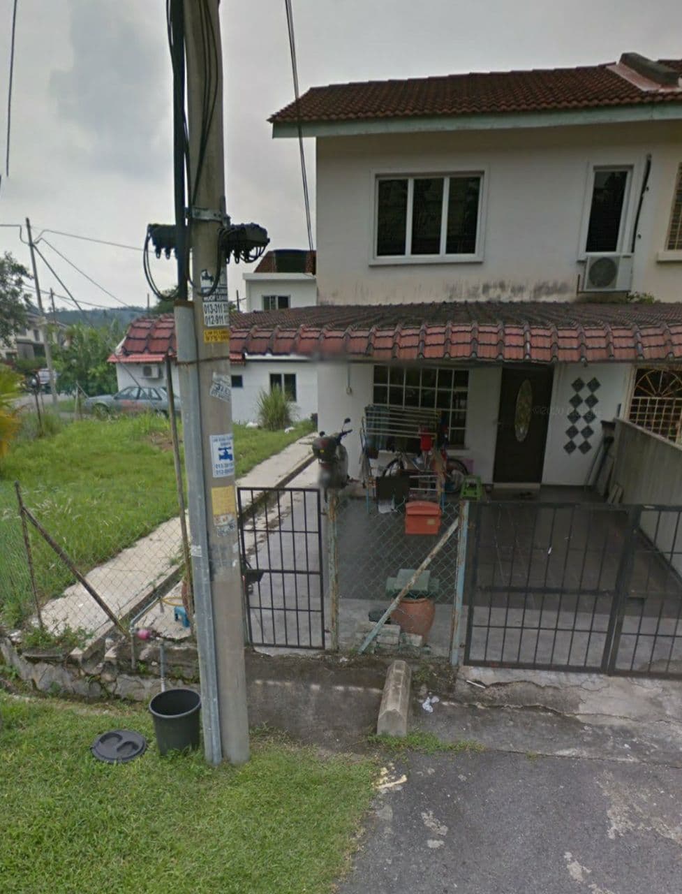Corner Lot Renovated 2 Storey Taman Tasik Semenyih