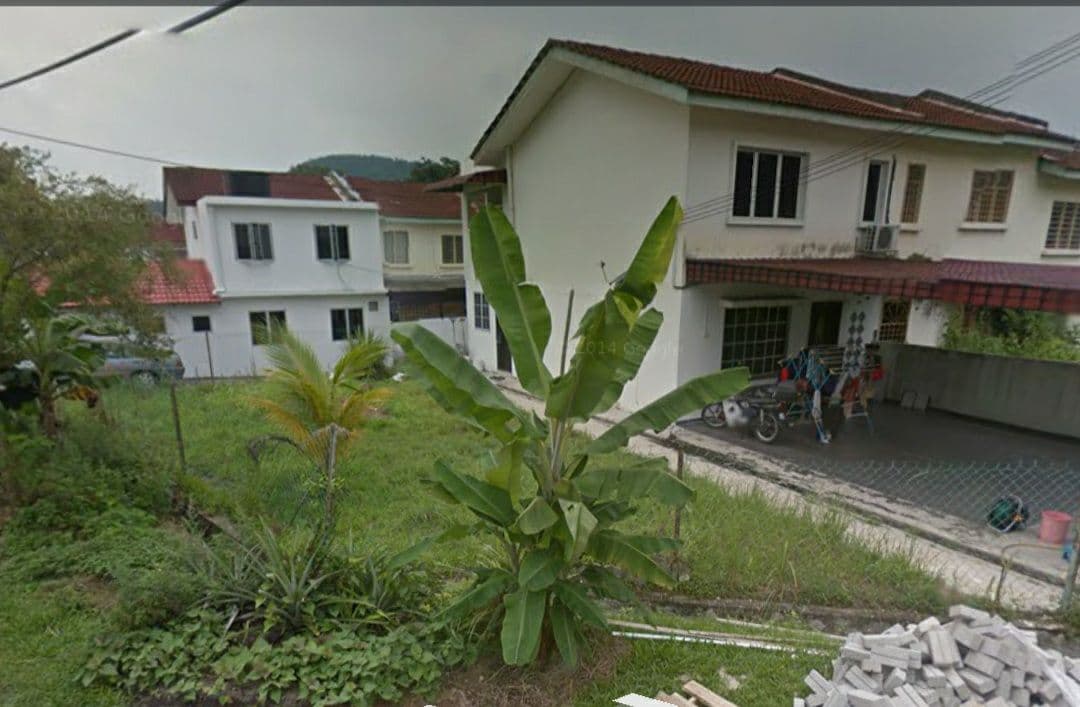 Corner Lot Renovated 2 Storey Taman Tasik Semenyih - photo 3