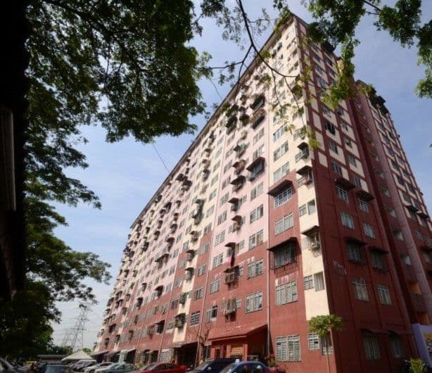 RENOVATED APARTMENT DESA MENTARI, PETALING JAYA - photo 1
