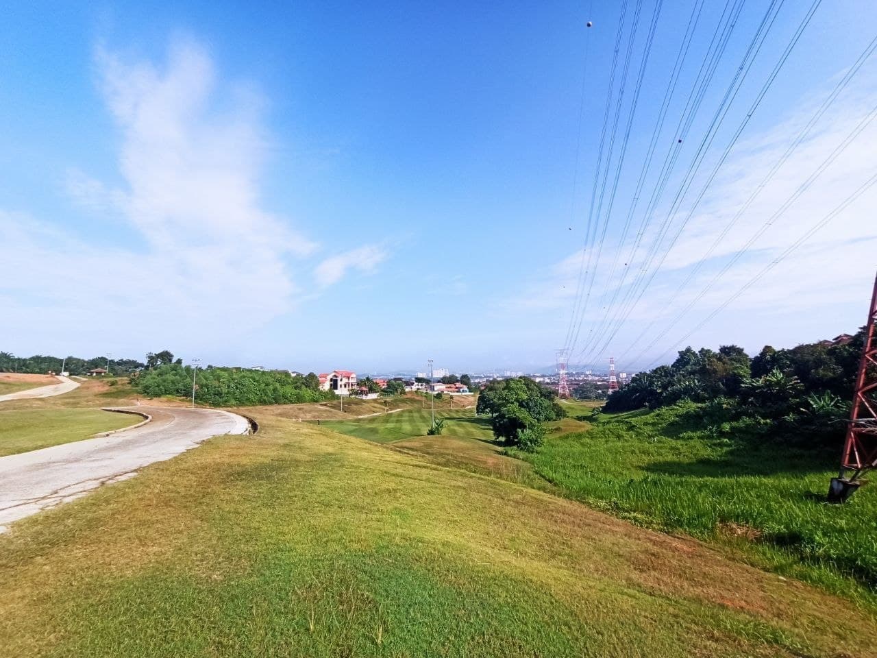 GOLF COURSE VIEW 2 Storey Linkhouse, Bangi - photo 2