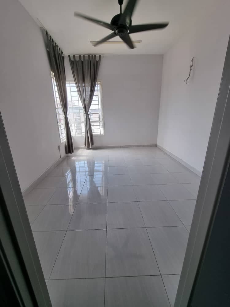 PARTMENT LAGUNA BIRU 2, TAMAN TASIK BIRU - photo 4
