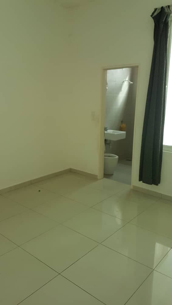 HIJAYU 3 ELVINA, BANDAR SRI SENDAYAN, N SEMBILAN - photo 8