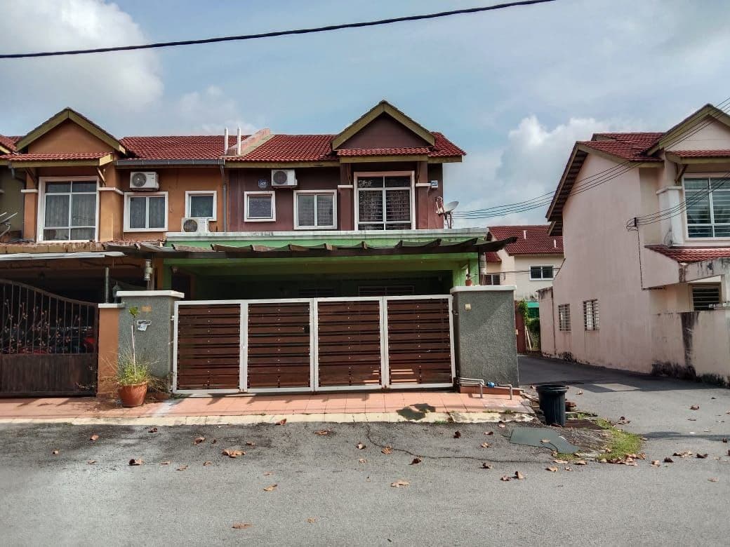 2 STOREY TERRACE Kajang Prima End Lot FOR SALE