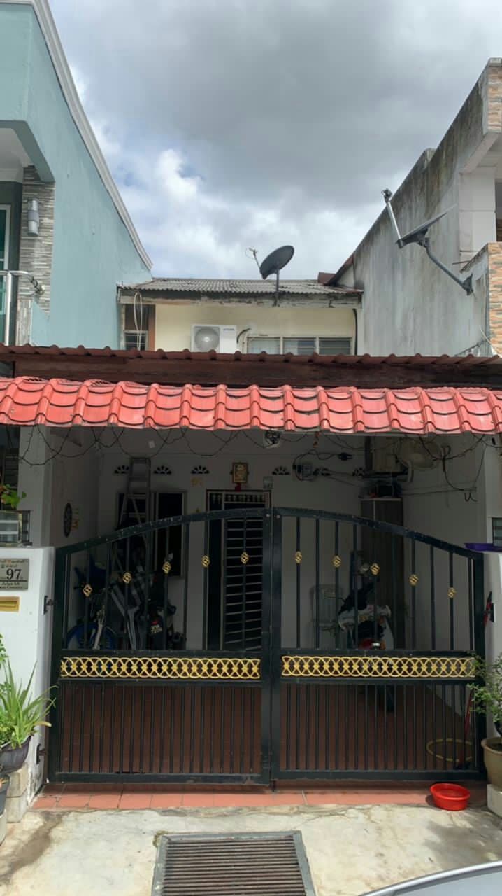 DOUBLE STOREY, TAMAN WEST COUNTRY, HULU LANGAT - photo 2