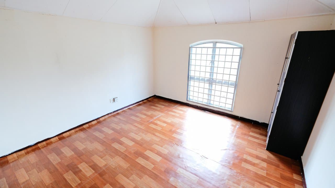 BUNGALOW CORNER LOT DOUBLE STOREY SEPANG - photo 7