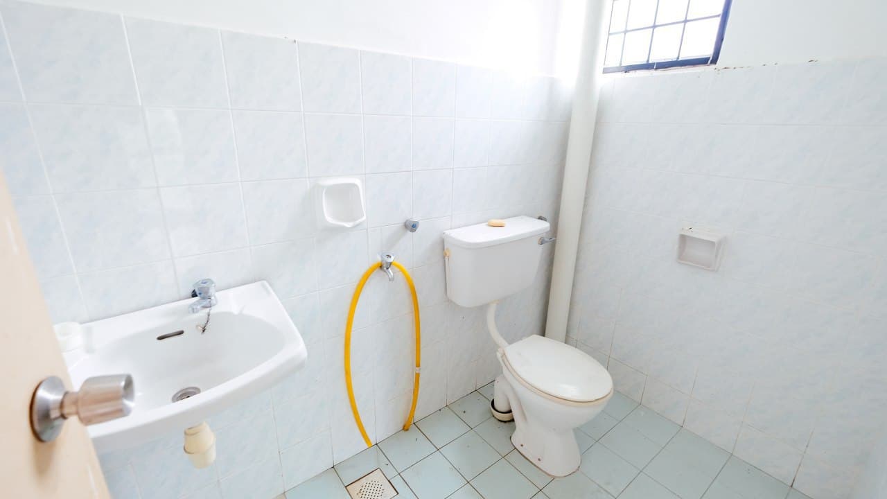 BUNGALOW CORNER LOT DOUBLE STOREY SEPANG - photo 9