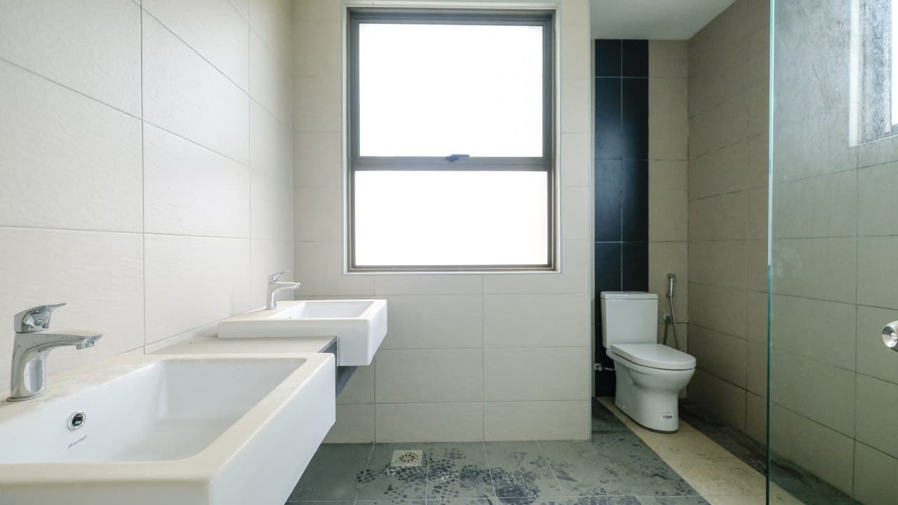 3 Storey Lake Point Residence Cyberjaya - photo 8