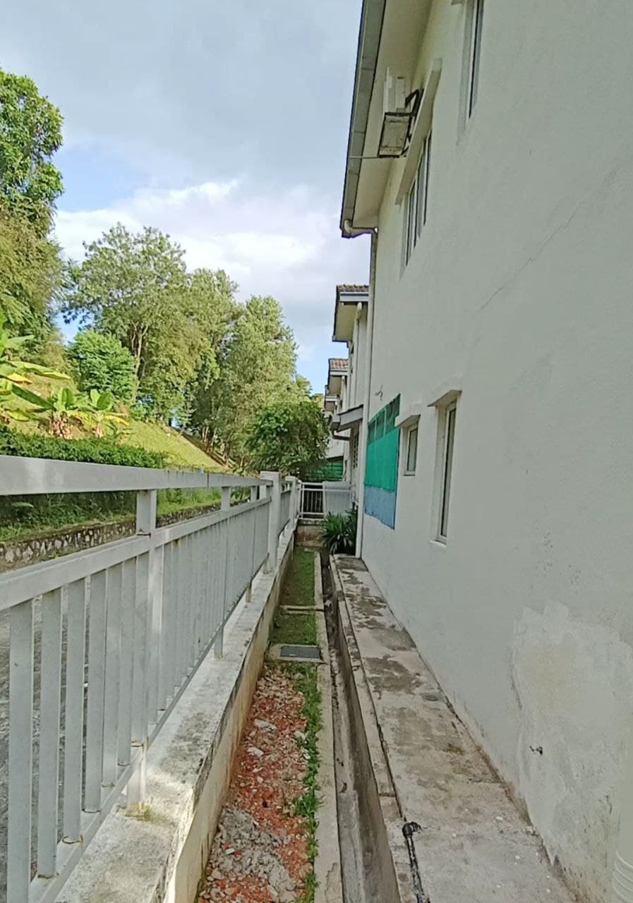 DOUBLE STOREY GROVE 6 LAVENNA TTDI GROVE KAJANG - photo 4