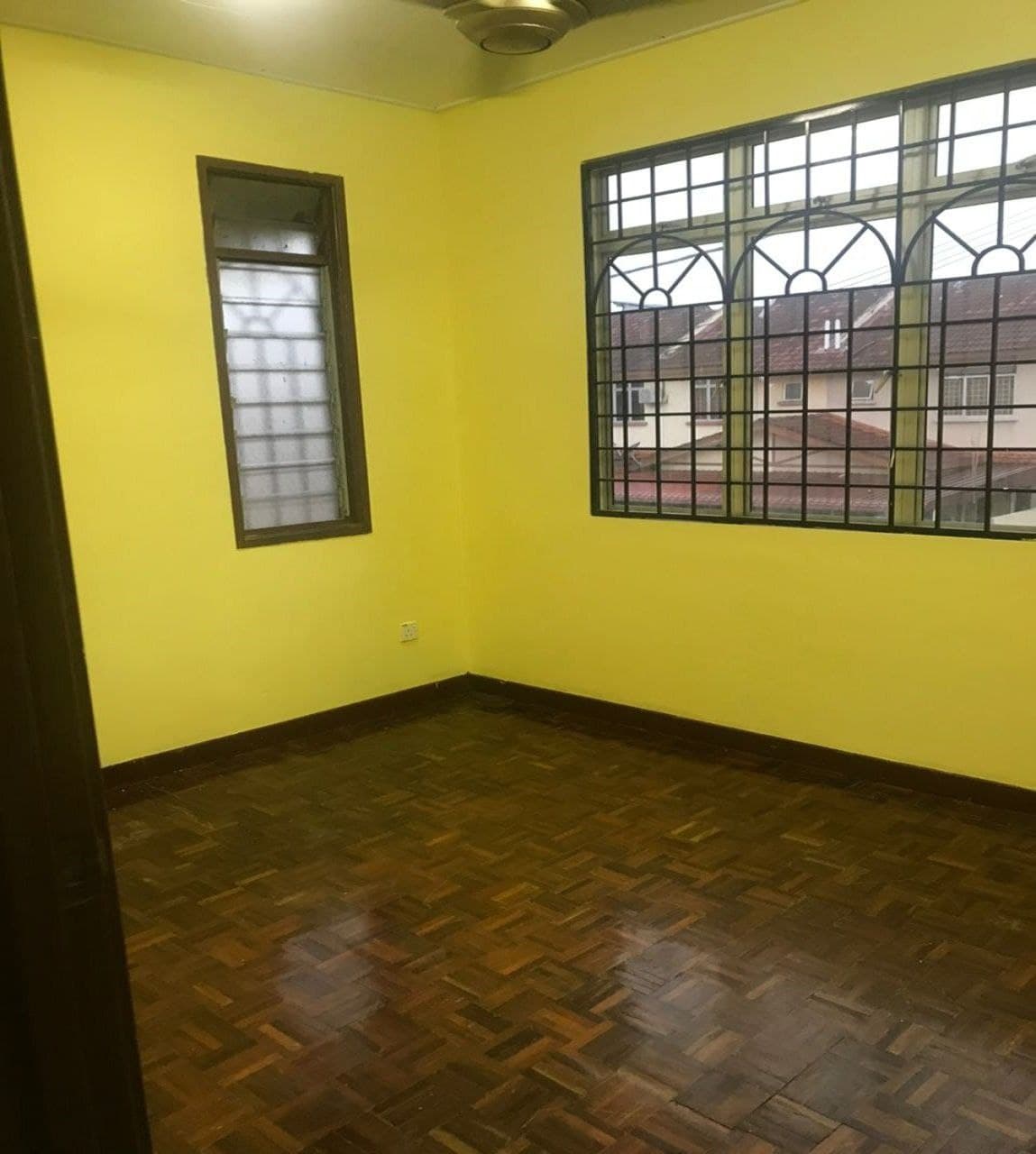 DOUBLE STOREY BANDAR TASIK KESUMA, BERANANG - photo 2
