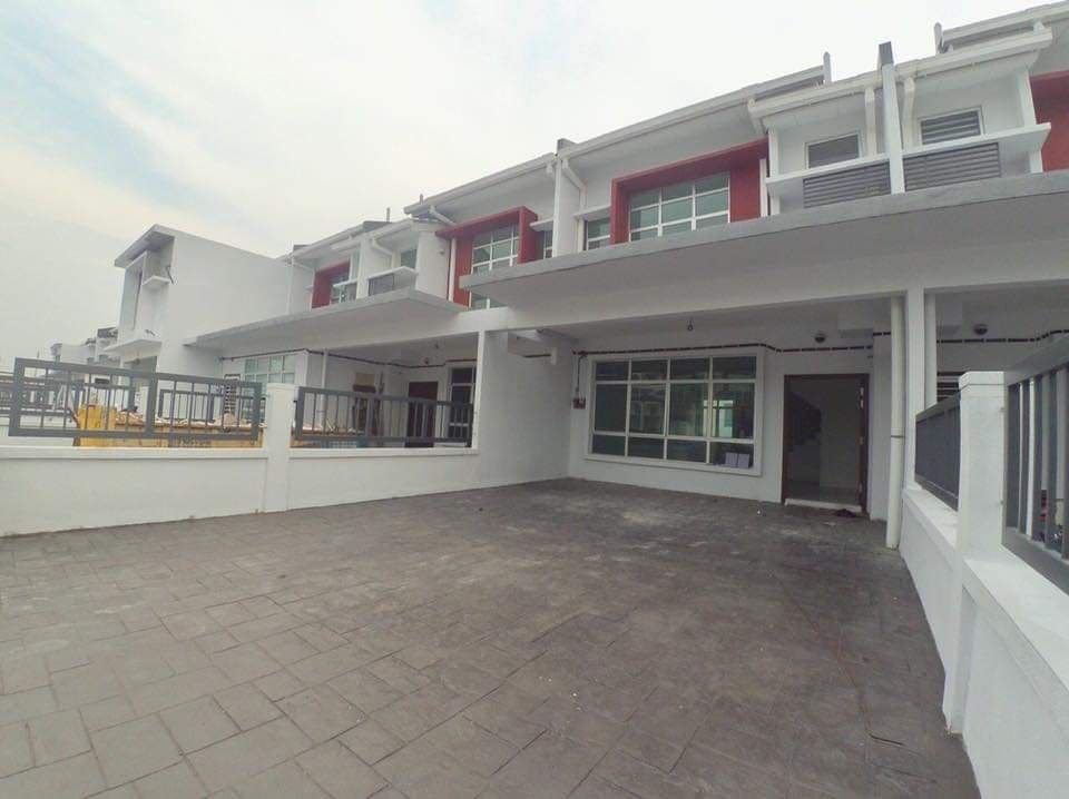 DOUBLE STOREY MAPLE 2 HILL PARK PUNCAK ALAM