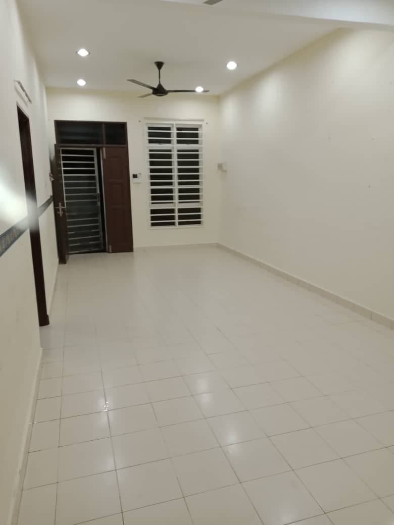 Single Storey Terrace Taman Mutiara, Marang - photo 3