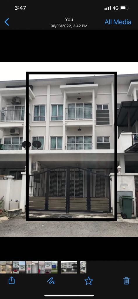 Triple Storey Terrace, Taman Aman Permai, Kajang
