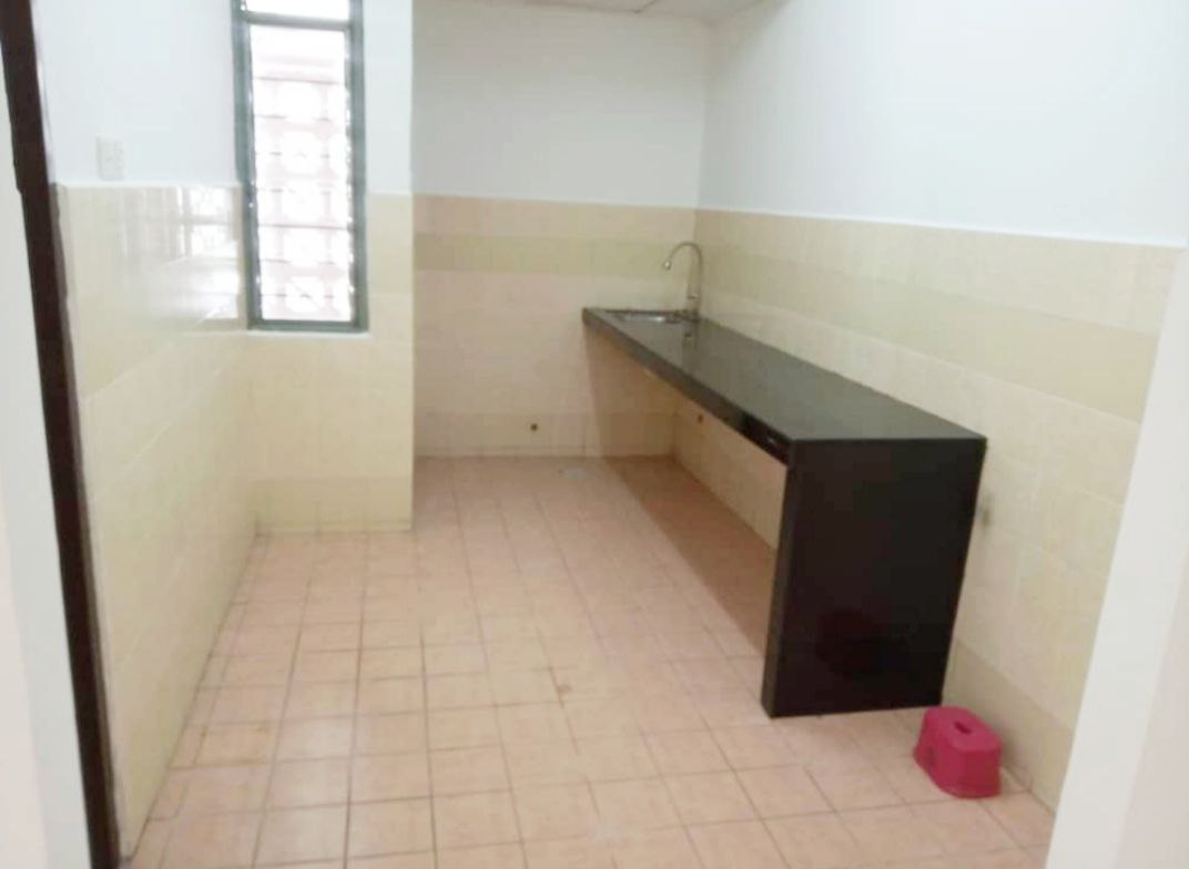 Camellia Court Apartment Nilai Impian - photo 5