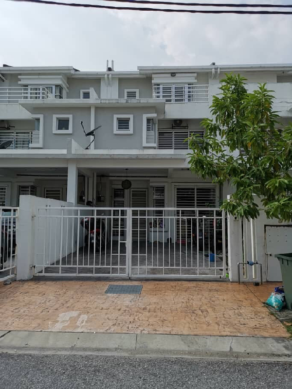 Double Storey Terrace Seri Wirani Bandar Baru Bangi